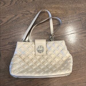 Elegant Cream Quilted Handbag